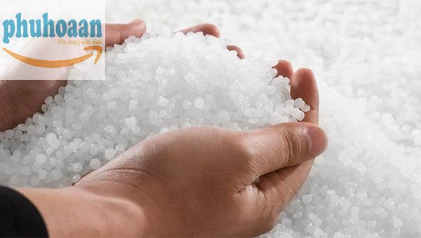 Hạt nhựa nguyên sinh được sản xuất như thế nào?