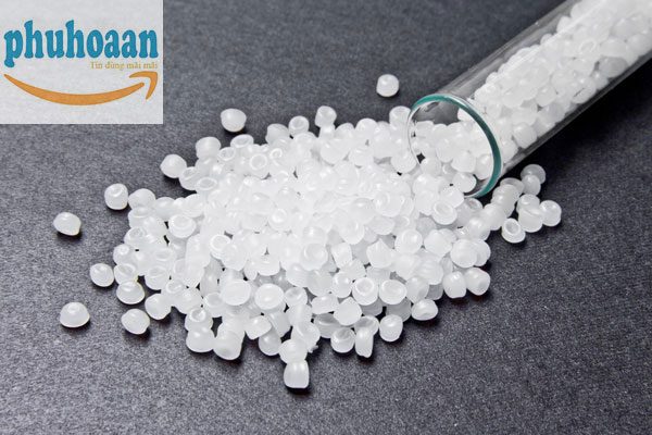 Hạt nhựa PE là gì? Đặc tính và ứng dụng của hạt nhựa PE